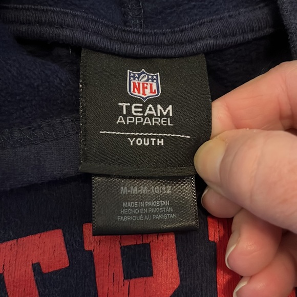 COPY - NE Patriots Hooded Youth Sweatshirt. Size M- 10/12 - Picture 3 of 7